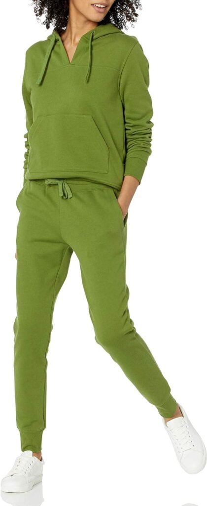 Amazon Essentials Womens Fleece Jogger Sweatpant (Available in Plus Size)