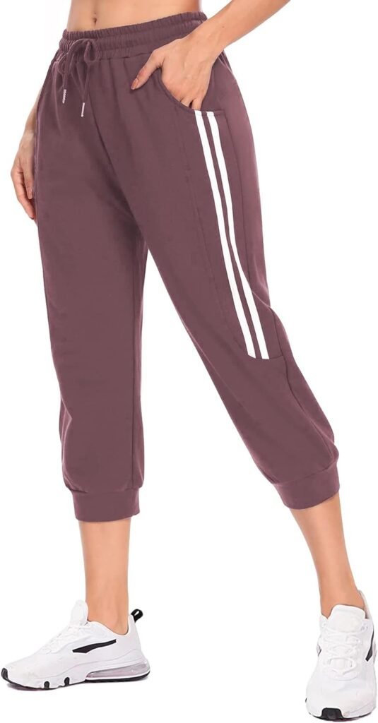 Womens Capri Sweatpants Casual Capri Pants with Pockets Capri Joggers Capri Yoga Pants Drawstring Workout Sweatpants